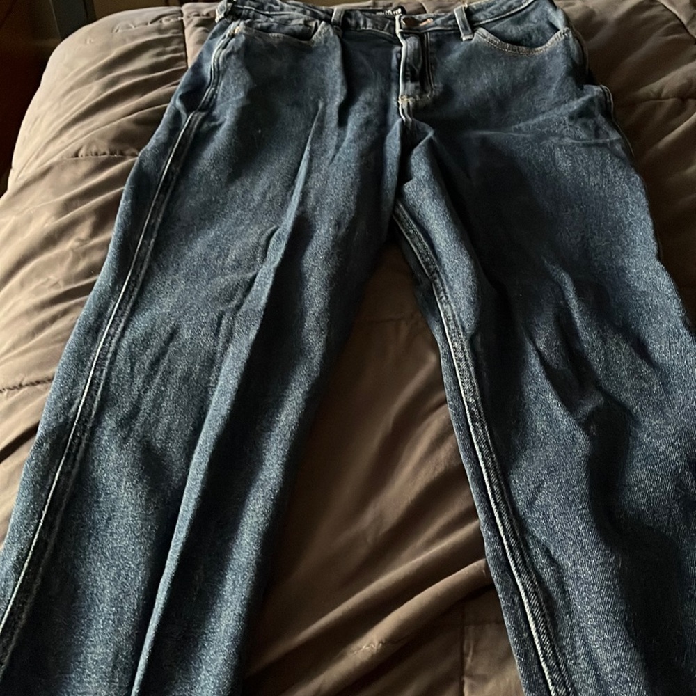 stylish skinny jeans.